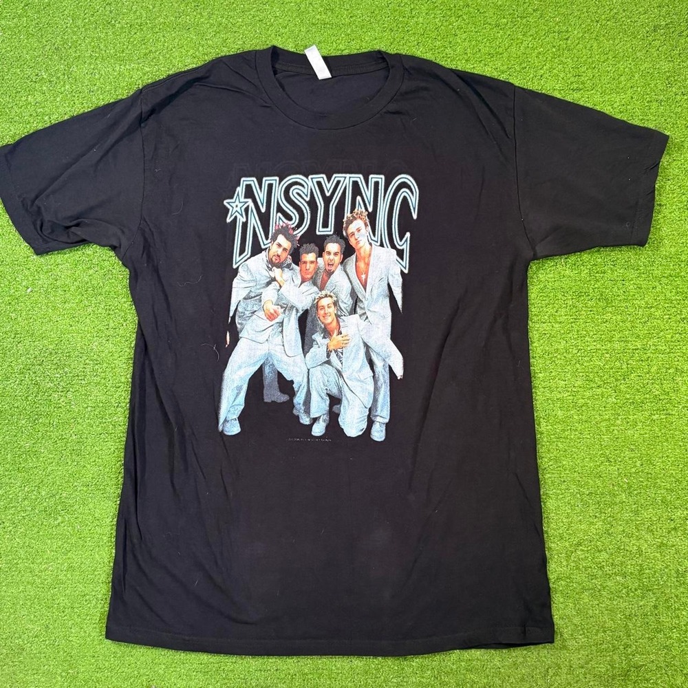 *NSYNC Black Print On Modern T-Shirt Unisex Size LG